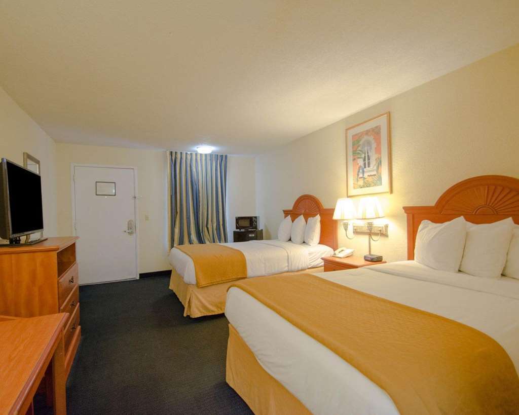 Quality Inn Sarasota North Near Lido Key Beach Zimmer foto